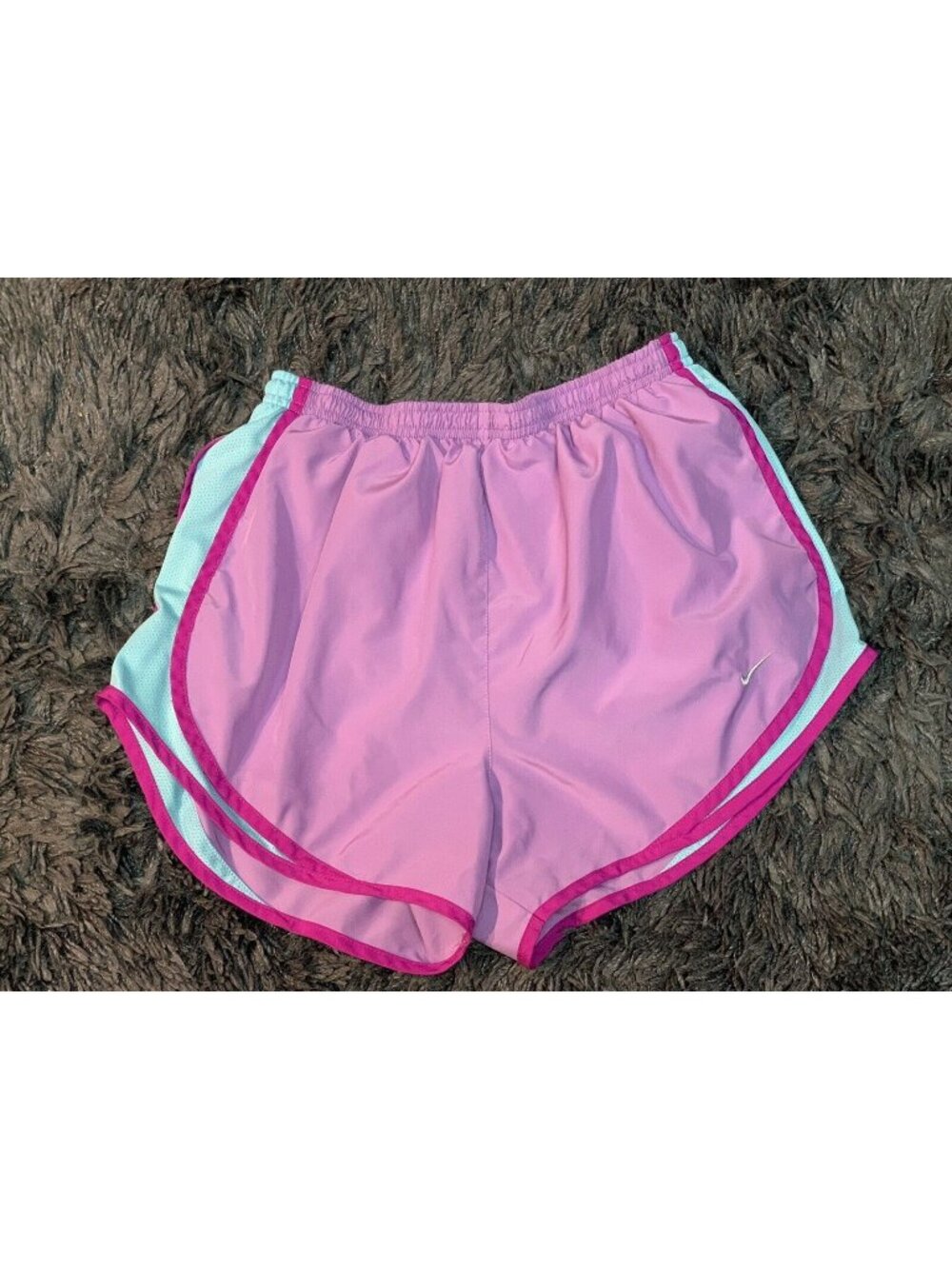 Nike Athletic Shorts Women's Sz Medium, Pink with Lining U9-10